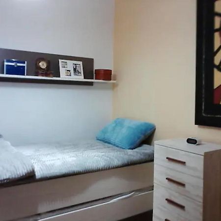 Las Golondrinas Zaragoza Habitacion Individual Екстериор снимка